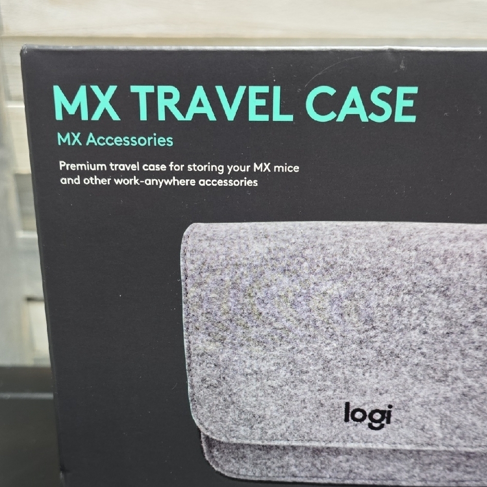 MX Travel Case - Gray | Logitech - Picture 2 of 14